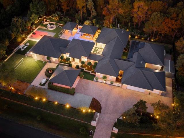 One of Brisbane's Finest Acreage Homes!