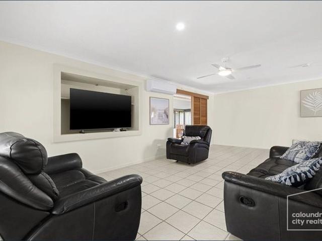 ONE OF KIND FAMILY HOME WITH ENDLESS POSSIBILTIES
