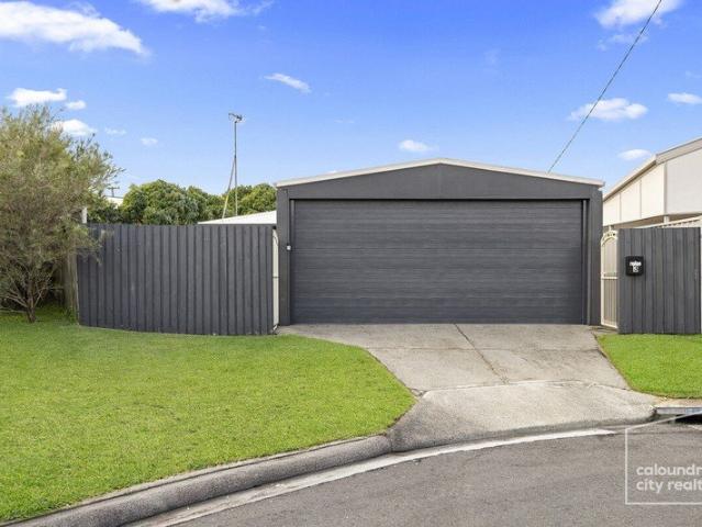 ONE OF KIND FAMILY HOME WITH ENDLESS POSSIBILTIES