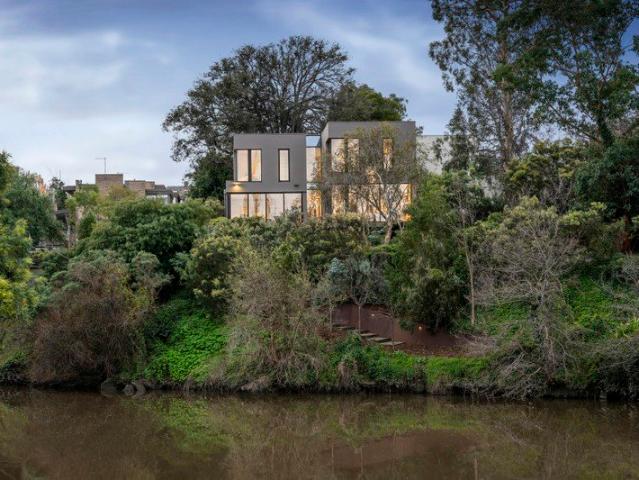 One of Hawthorn's Finest Riverfront Homes