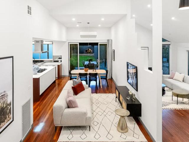 One of Taylors Lakes' Finest Family Homes