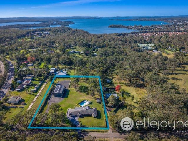 One of the Finest Small Acreage Holdings Close to Morisset CBD Opportunity to Work from Home