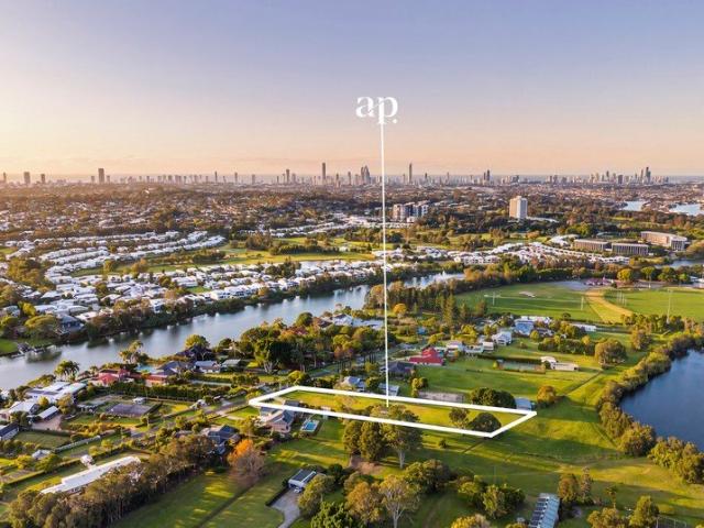 One of the Gold Coast's Finest Landholding Opportunities Create Your Dream Estate on 5,421m2