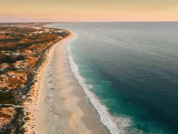 ? ONE OF THE LAST COASTAL OPPORTUNITIES IN MINDARIE PREMIUM TWO STOREY HOME JUST MINUTES FROM THE OCEAN