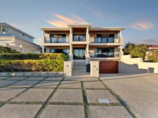 One of Yanchep's Grandest Coastal Residences