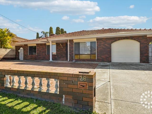 One Owner. 758sqm Zoned R30. A Future Full of Possibility