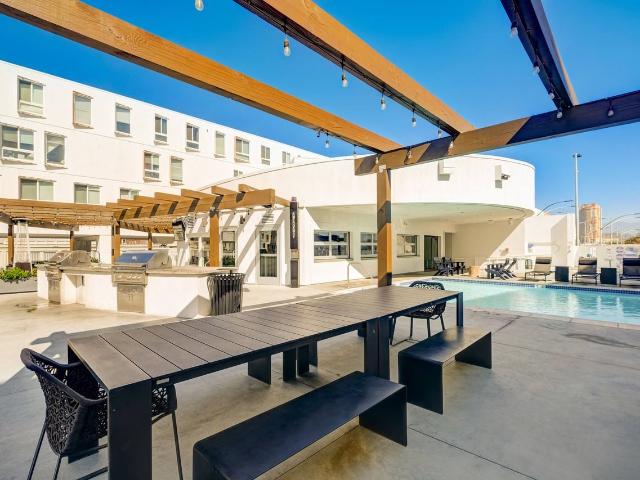 One Santa Fe 1 Bedroom Apartment for Rent at 300 S Santa Fe Ave, Los Angeles, CA 90013 Historic Cultural