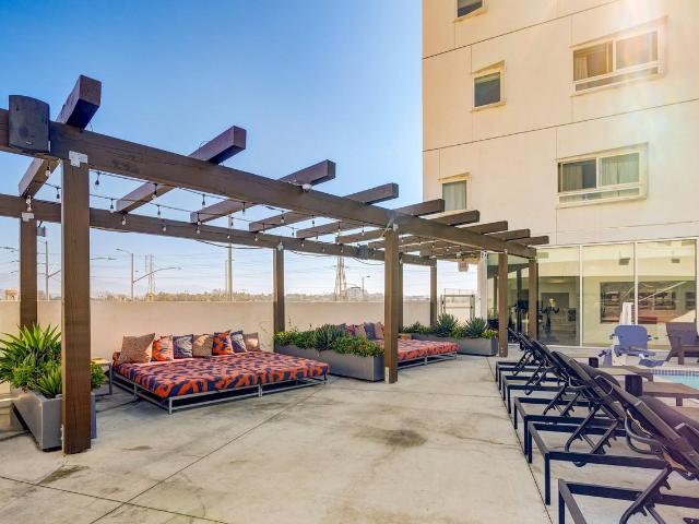 One Santa Fe 1 Bedroom Apartment for Rent at 300 S Santa Fe Ave, Los Angeles, CA 90013 Historic Cultural