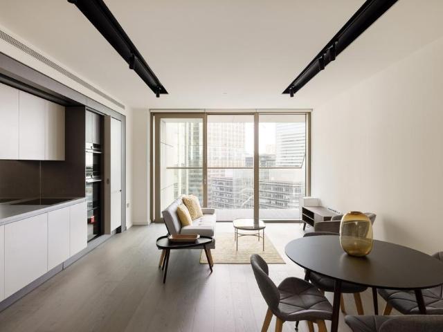 One Park Drive, London E14 1 bed apartment to rent £3,250 pcm £750 pw