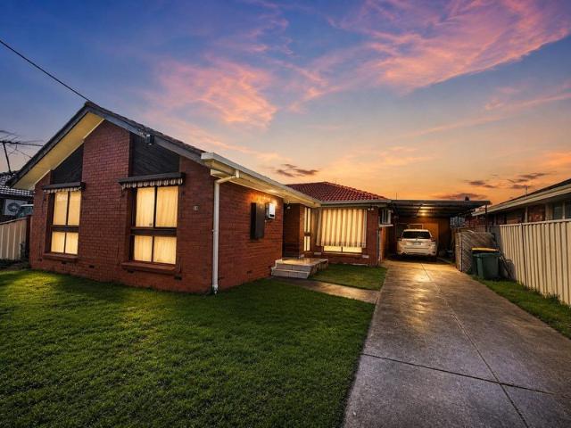 One Property. Multiple Livings. Outstanding Investment Potential