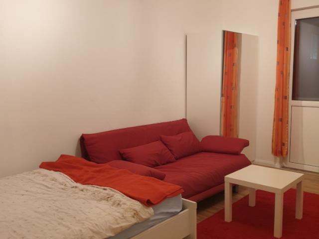 One room apartment in Charlottenburg! Long term and registration!