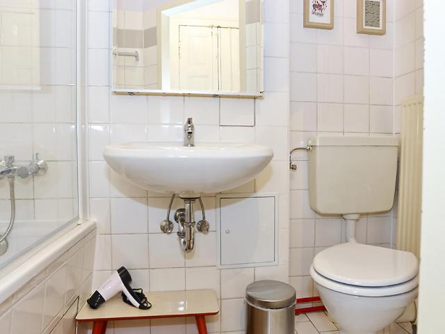 One room flat in a top location in Kreuzberg, Berlin Amsterdam Apartments for Rent