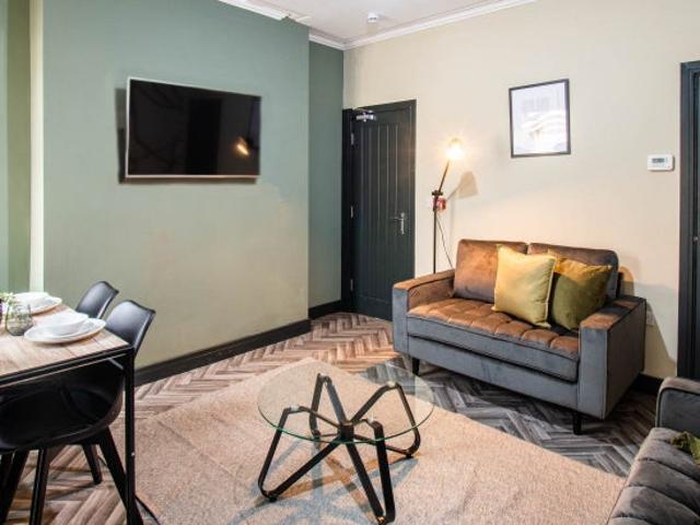 One Room Left £540 All Bills Included
