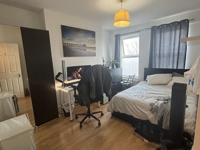 One/ Two bed flat in Harringay Manor House