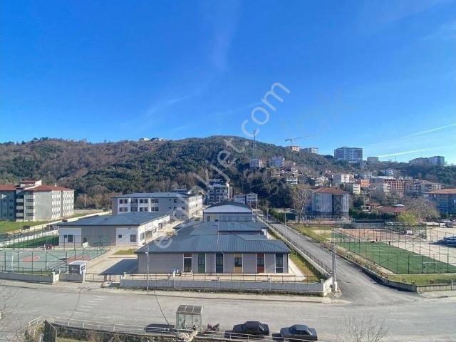 Öner Güneri'den Kemer'de Sıfır Full Eşyalı Kiralık 1+1 Daire