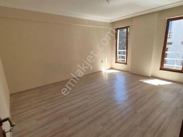 Öner Güneri'den Kiralık 3+1 Daire. Açıklamayı Okuyunuz