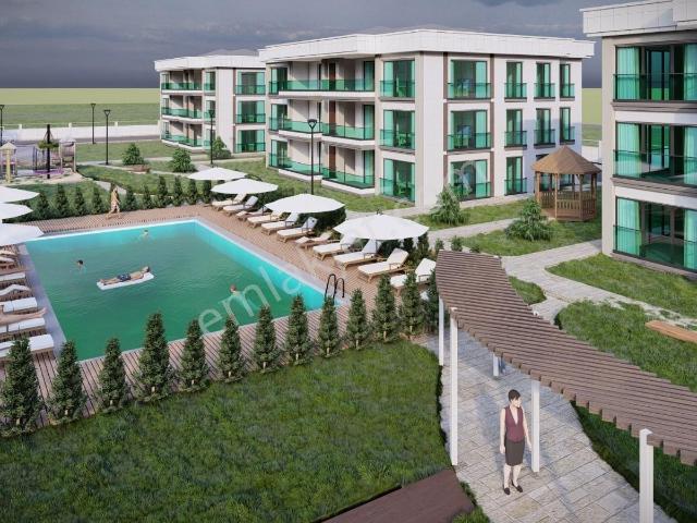Önerlerde Göl Manzaralı Önü Park Olan Satılık 3+1 Daire