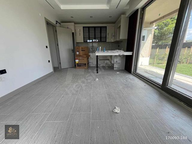 ÖNERLERDE SİTE 2+1 90M2 HAVUZLU 30M2 BAHÇE KULLANIMI MEVCUT