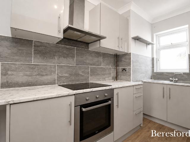 Ongar Road CM15, 2 bed flat to rent, £1,495 pcm | PrimeLocation