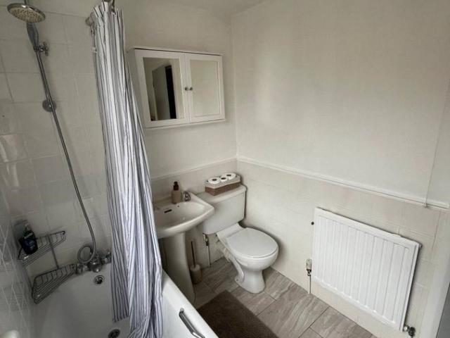 Ongar Road, Fulham, London SW6, 1 bed flat to rent, £4,000 pcm | PrimeLocation