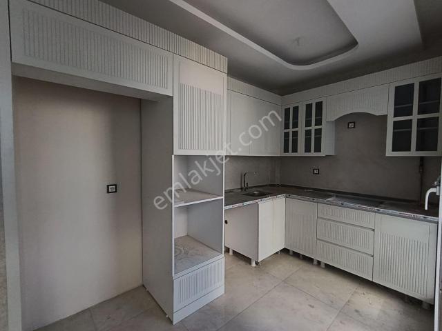 Onix21 Emlak'tan Gökuşağı Villalar Arkası Ranya Yapı Satılık 2+1