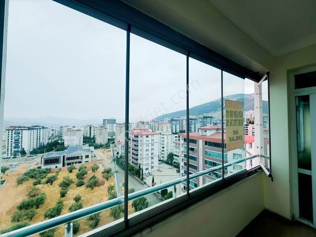 Onikişubat Parkı Civarı Geniş Satılık 4+1 Daire