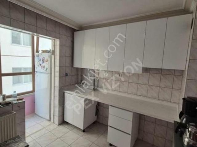 Onkoloji Hast Yakını Asansörlü Kapalı Otoparklı Kiralık 3+1