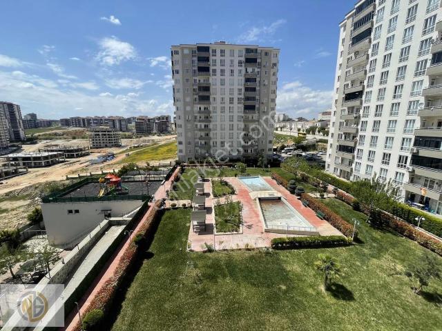 Onkolojide Havuzlu Site İçinde Arakat 3+1