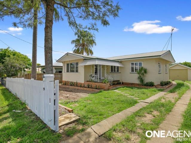 Only minutes walk from Schools, shops & more