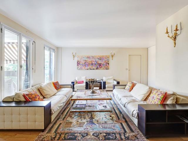 Only for elegant people with high standards, Paris Amsterdam Apartments for Rent