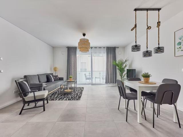 Only 9 min walk to city center | Balcony | Netflix
