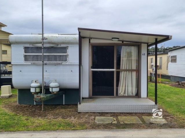 Onsite Caravan & Annex Walk in Walk out