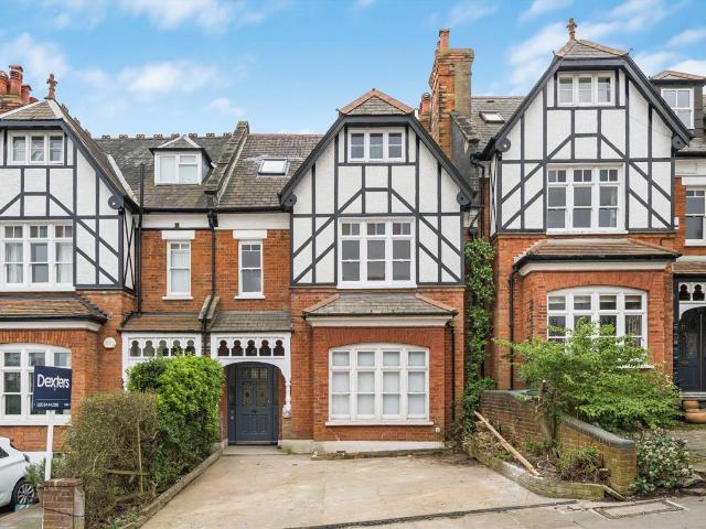 Onslow Gardens, London N10, 4 bed flat to rent, £4,500 pcm | PrimeLocation
