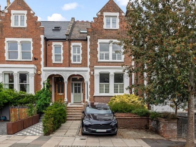 Onslow Gardens N10, 5 bed flat to rent, £8,500 pcm | PrimeLocation