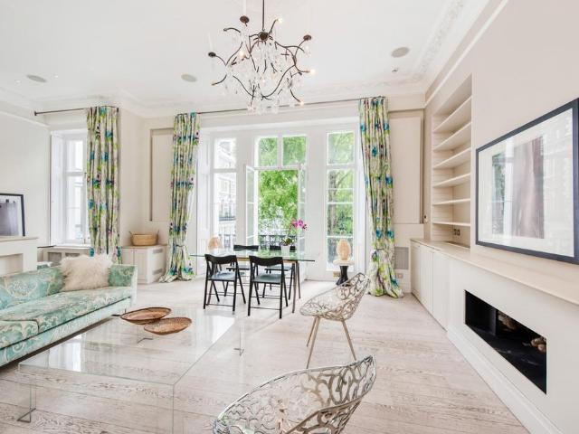 Onslow Square, South Kensington, London 2 bed flat to rent £6,500 pcm £1,500 pw