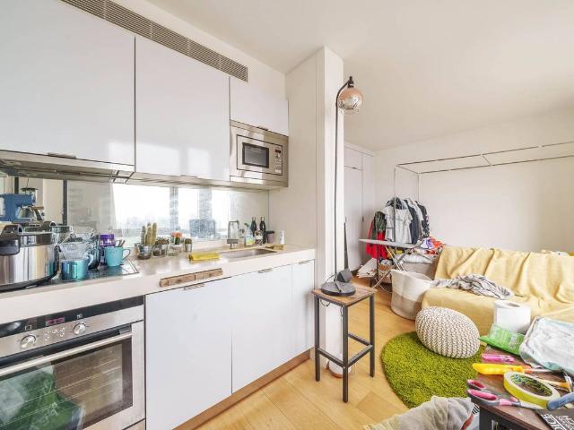 Ontario Tower, Canary Wharf, London E14, Studio to rent, £1,925 pcm | PrimeLocation