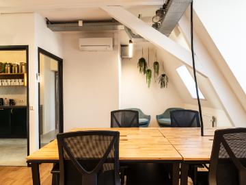 Commercial te huur in Lucasbolwerk