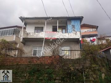 Ontemmuz'da Deniz Manzaralı, Yol Kenarı Satılık 2+1 Müstakil Ev