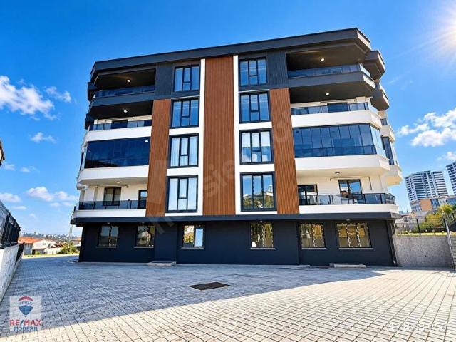 Önü Açık Manzaralı 110 m2 Geniş Balkon Satılık 2+1