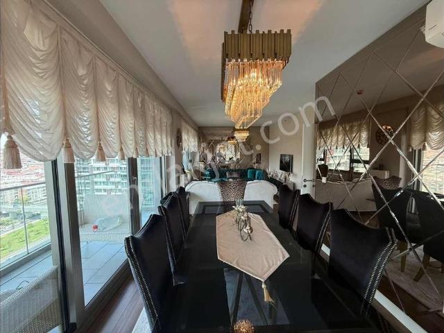Önü Açık Kapanmaz Manzara Büyük Balkon