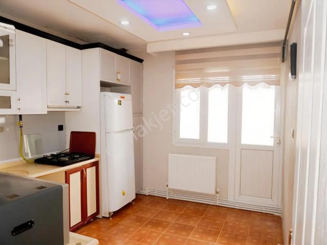 Onur Mahallesi Kiralık Lüxyapılı3+1doğalgazlı+balkonlu Serkandan