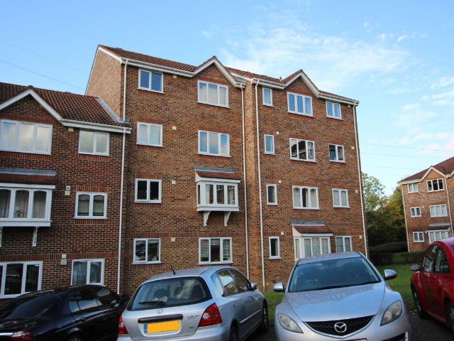 Onyx House, Percy Gardens, Worcester Park KT4, 1 bed flat to rent, £1,325 pcm | PrimeLocation
