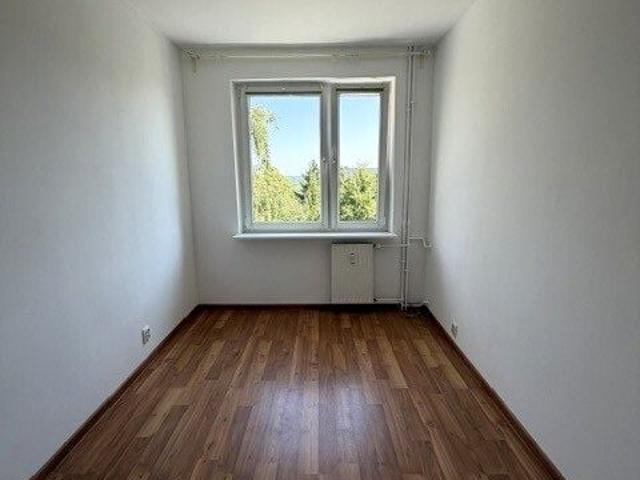 Os. Pod Lipami 47,30 m², Poznań