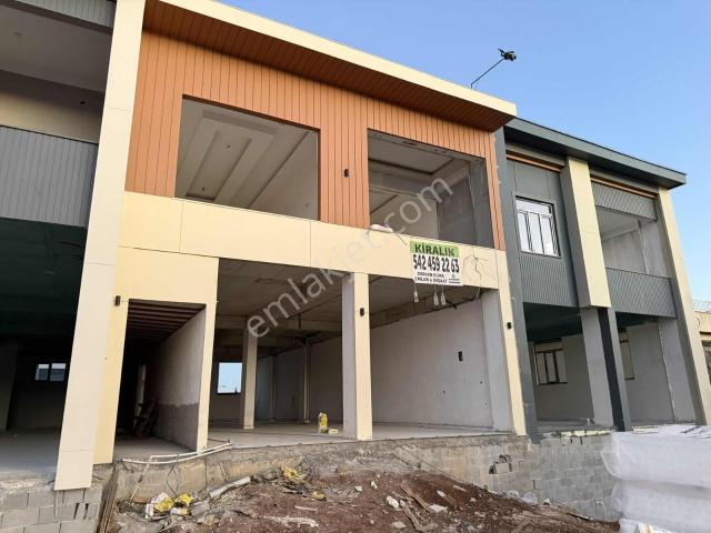 Osman Elma Emlak'tan Kurumsala Kiralık Lüks Depolu Dükkan+daire