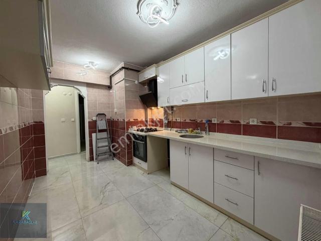 Osman Kibar Park Yakını 3+1 Asansörlü Dgazlı Arakat Geniş Daire