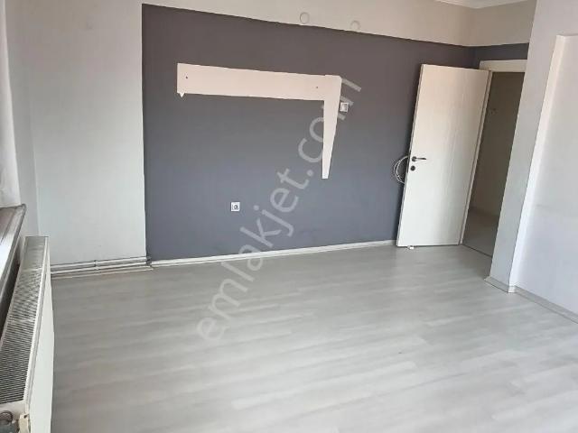 Osmanelı Haceloğlu Mah Acil Satılık 3+1 Daire Acill İhtiyaçtan Şok Fiyat