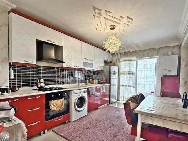 Osmangazi Cadde Dibi Asansörlü Geniş Mt2 3+1 2 Balkonlu Fırsat!