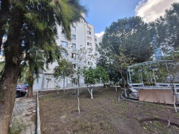 Osmangazi De Sitede Asansörlü Otoparklı Köşe Kiralık Mkd Emlak