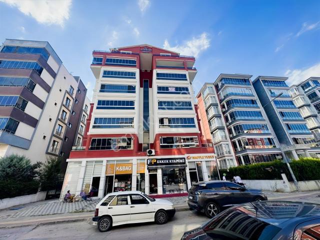 Osmangazi Hamitler Satılık 3,5+1 Ara Kat Bakımlı Daire