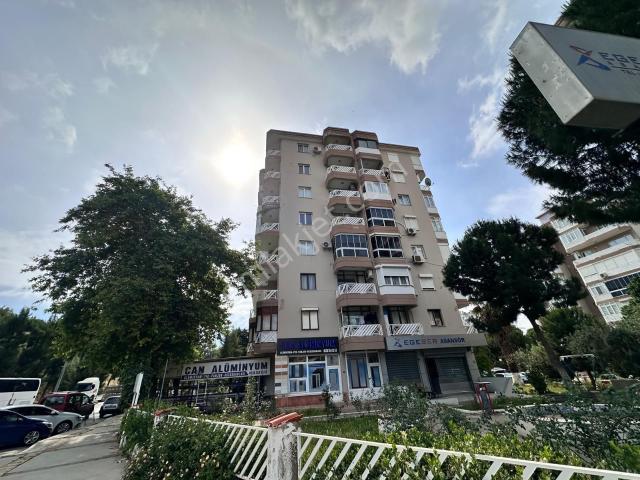 Osmangazi Özlem Sitesi 3+1 Ara Kat Bakımlı Ön Cephe Satılık